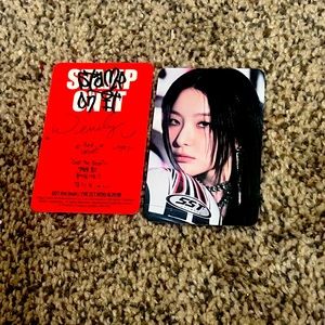 RED VELVWT SEULGI AND WENDY PHOTO CARDS SIGNED